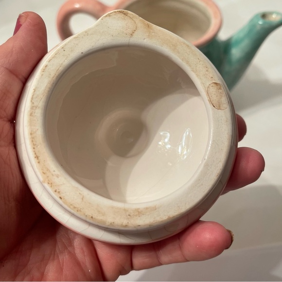 Seashell Design Teapot by Amy Reynold for Saparna - Picture 4 of 5